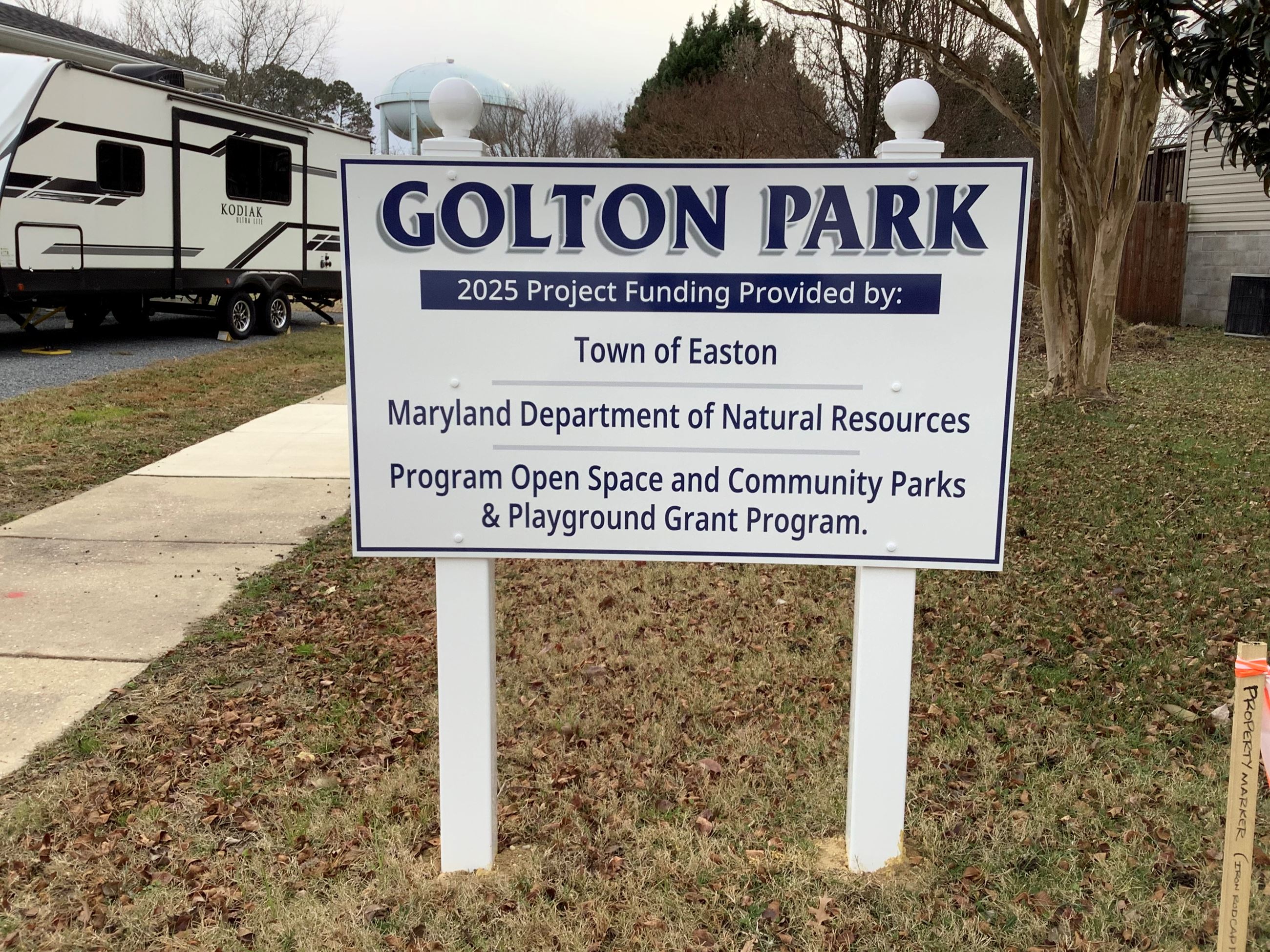 Golton Park sign